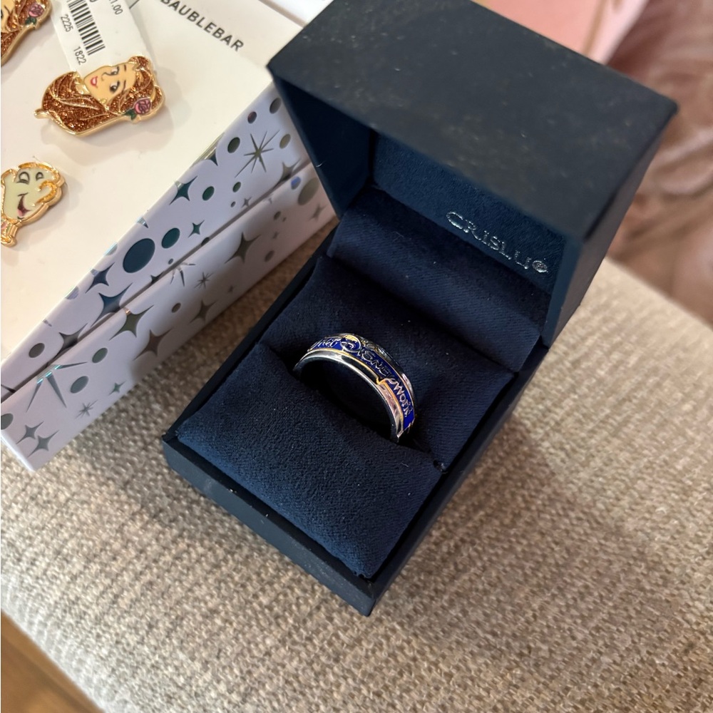 Walt Disney world marquee ring